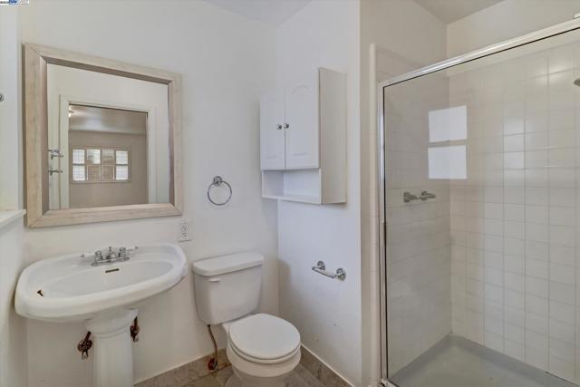 3524 Longview Rd, Antioch CA: https://media.crmls.org/mediaz/f4667b5f-29cf-4160-a763-776f88e79b8c.jpg