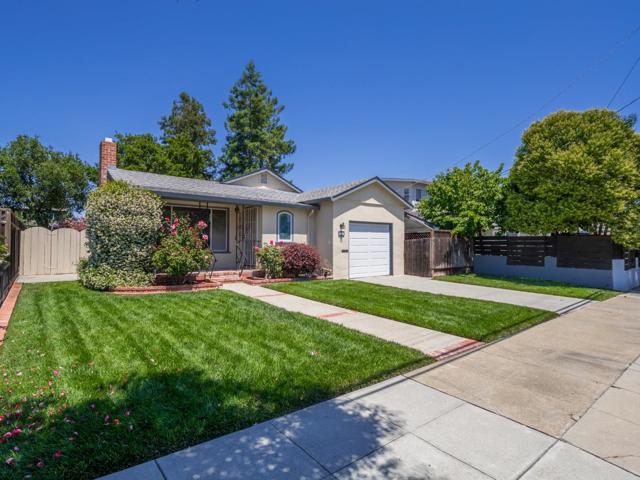 739 Quartz Street, Redwood City CA: https://media.crmls.org/mediaz/f4669478-fd2a-4bb8-a95d-f1f706fdfca1.jpg