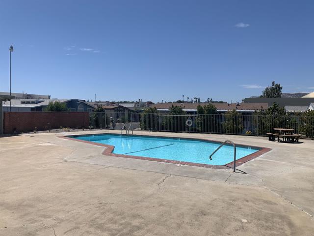 Detail Gallery Image 27 of 37 For 211 N Citrus Ave #31,  Escondido,  CA 92027 - 2 Beds | 2 Baths