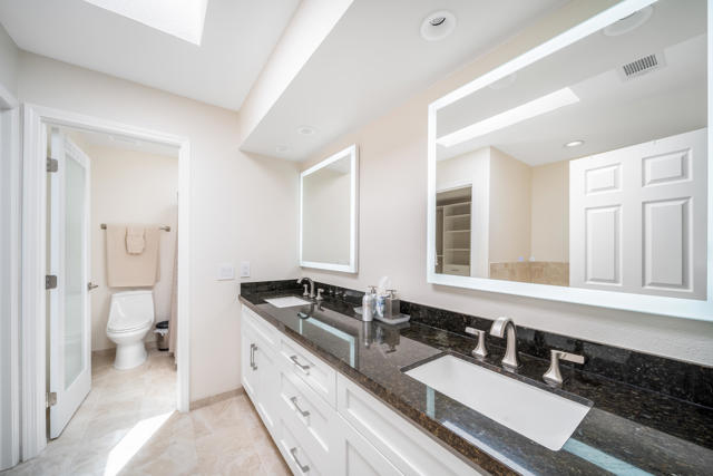 43512 Via Magellan Drive, Palm Desert CA: https://media.crmls.org/mediaz/f467b04d-c554-4f68-8b0a-a71b4f1a0816.jpg