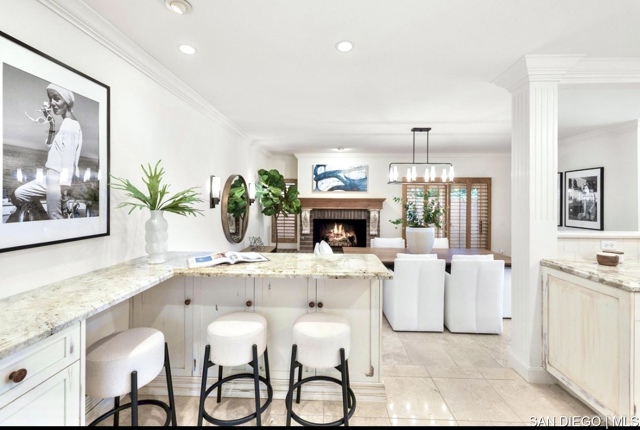 12 Buccaneer WAY, Coronado CA: https://media.crmls.org/mediaz/f4697c3a-9dea-4585-a405-b5e993cd61eb.jpg
