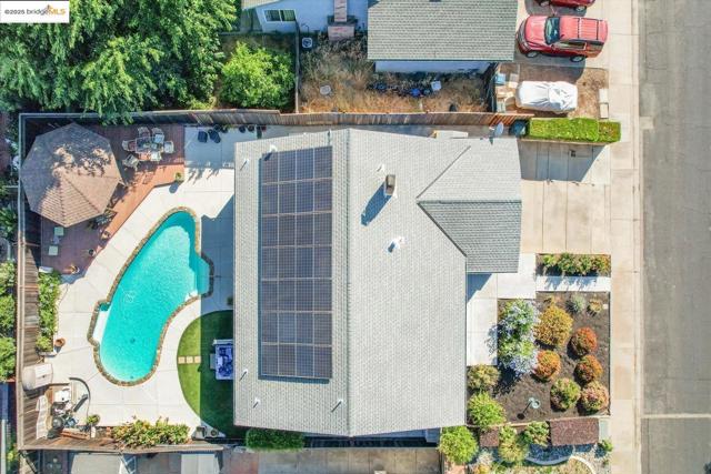 3326 Hacienda Way, Antioch CA: https://media.crmls.org/mediaz/f469be29-71a9-45c5-a3df-de1fcc3c75dc.jpg
