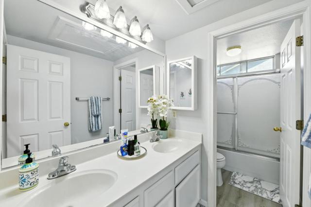 4111 Windsong Street, Sacramento CA: https://media.crmls.org/mediaz/f46b8f10-5c62-4df3-825d-7deaf4271e68.jpg