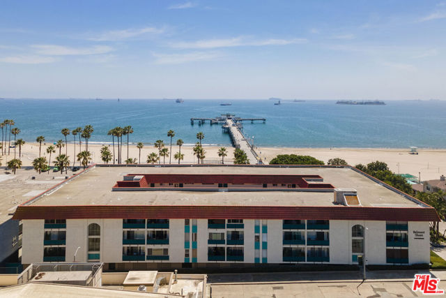 3939 E Allin Street, Long Beach CA: https://media.crmls.org/mediaz/f46c4bbe-7fcb-4938-9c4e-d87319fef4b3.jpg