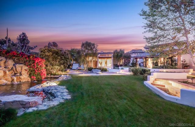 6884 El Camino Del Norte, Rancho Santa Fe CA: https://media.crmls.org/mediaz/f46e2aed-10f3-4f27-8f15-340926d11b49.jpg