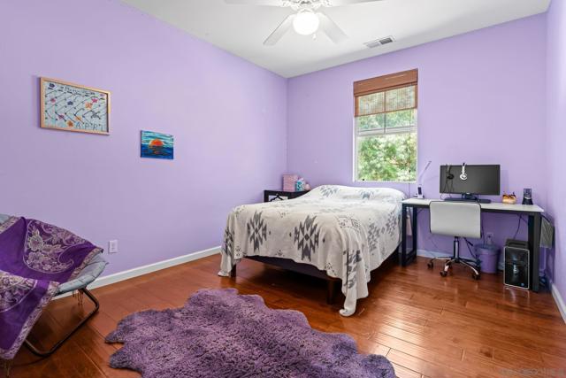 3814 Ruette San Raphael, San Diego CA: https://media.crmls.org/mediaz/f46eb8cb-4cca-4471-ba38-9a43889f7abf.jpg