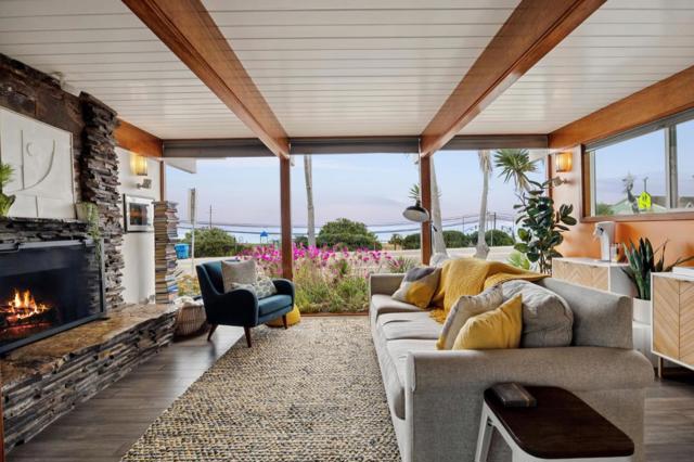 990 Avenue Alhambra, Half Moon Bay CA: https://media.crmls.org/mediaz/f46f0244-f53b-4f12-9a8c-12d4e1e0e2f2.jpg