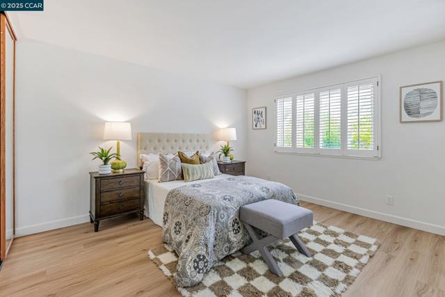 43 Shipley Ave, Daly City CA: https://media.crmls.org/mediaz/f472d051-7823-4666-a9df-0a1d1eaf0bef.jpg
