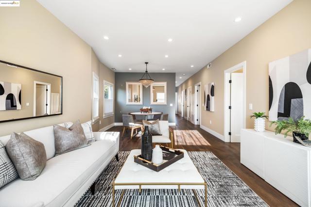 6528 Dover St, Oakland CA: https://media.crmls.org/mediaz/f4732459-5d2c-4346-a031-6c4bf841cfb6.jpg