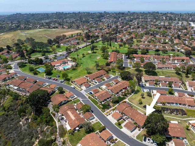 1829 Forestdale Dr, Encinitas CA: https://media.crmls.org/mediaz/f4746638-1f88-4c9a-8efc-a79270eab421.jpg