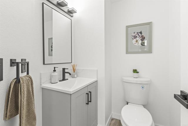 Detail Gallery Image 13 of 43 For 1344 Corte Lira, San Marcos,  CA 92069 - 4 Beds | 2/1 Baths