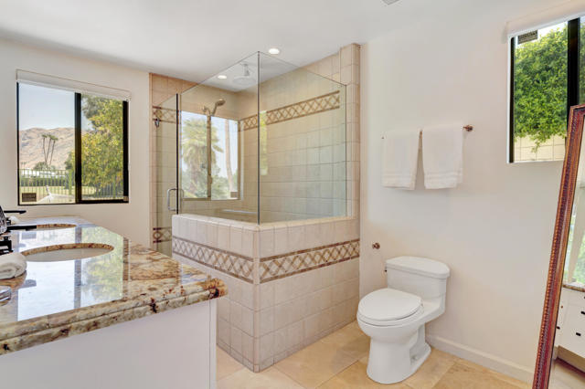 2598 S Camino Real, Palm Springs CA: https://media.crmls.org/mediaz/f475dc06-5bda-4ae1-ac50-7d381511ec82.jpg