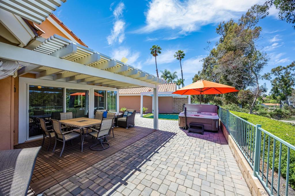 MLS #250032992SD img 34