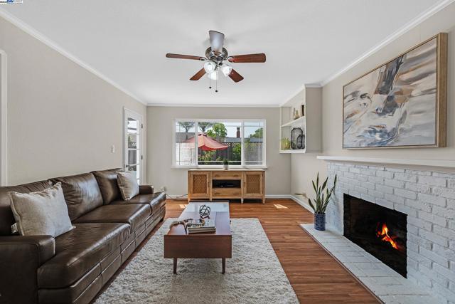 5266 Troy Ave, Fremont CA: https://media.crmls.org/mediaz/f47624e6-a93a-4848-8d31-2d2f20b7ea54.jpg