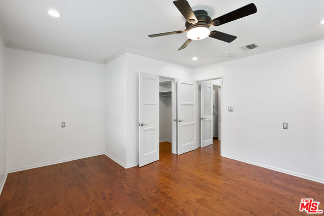3141 Fairmount Avenue, La Crescenta CA: https://media.crmls.org/mediaz/f476be6a-70e0-4d7e-ac5a-c7f0ce4cfa08.jpg
