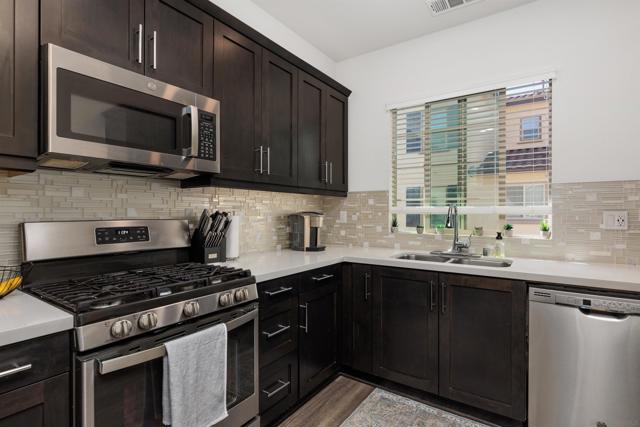 Image 7 of 28 For 4384 Nautilus Way  3