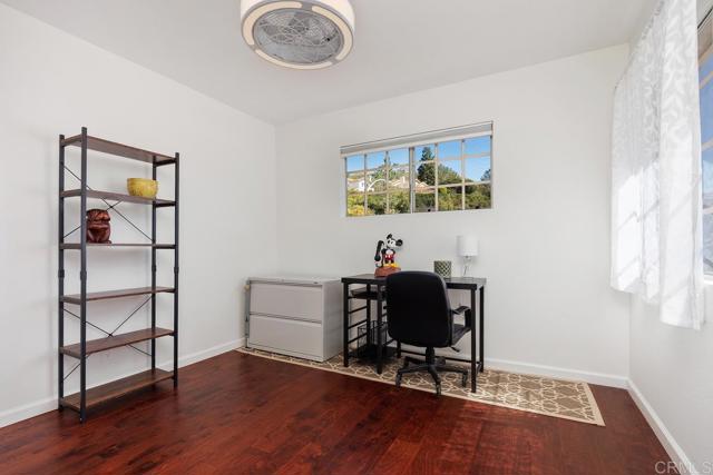 15778 Camino Crisalida, San Diego CA: https://media.crmls.org/mediaz/f47dba0d-bfaa-46bc-bca2-bfbda0f5ca00.jpg