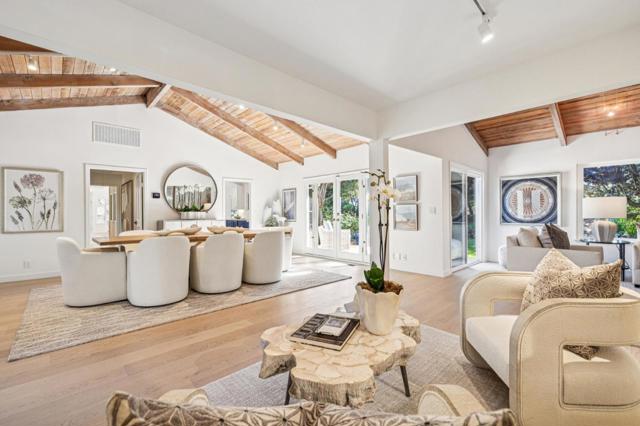 822 Mesa Court, Palo Alto CA: https://media.crmls.org/mediaz/f47de2b4-baf1-4a50-a108-799490ea2899.jpg