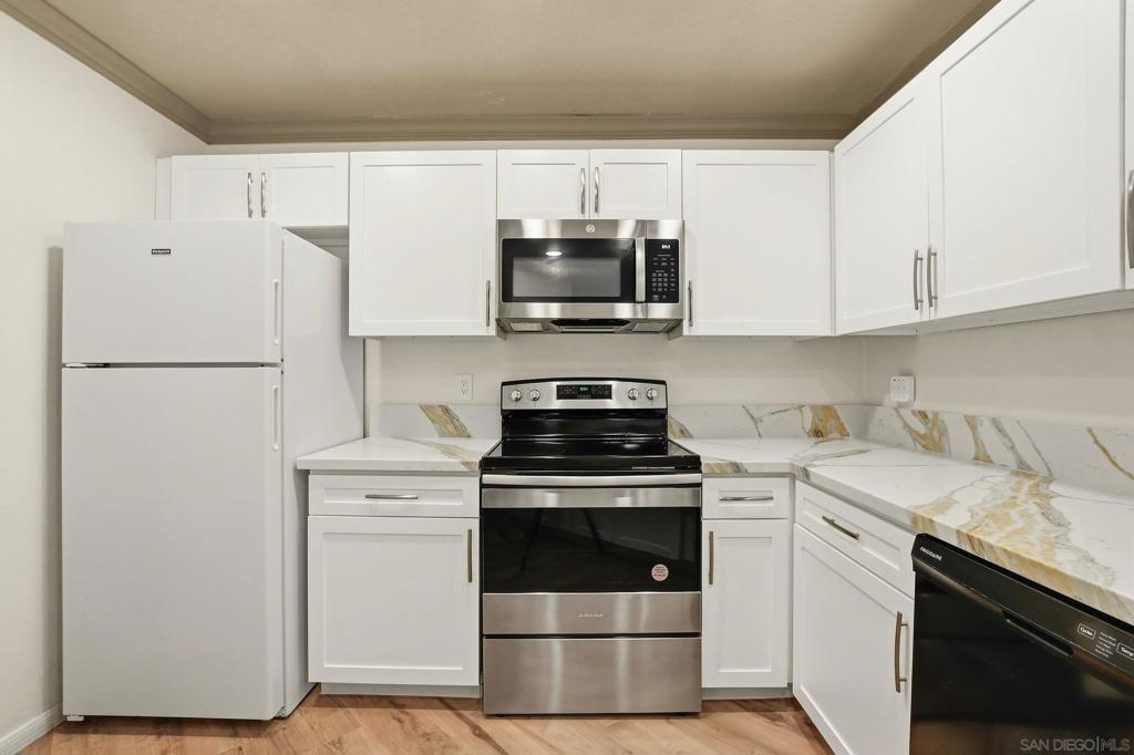 7545 Charmant - photo 6
