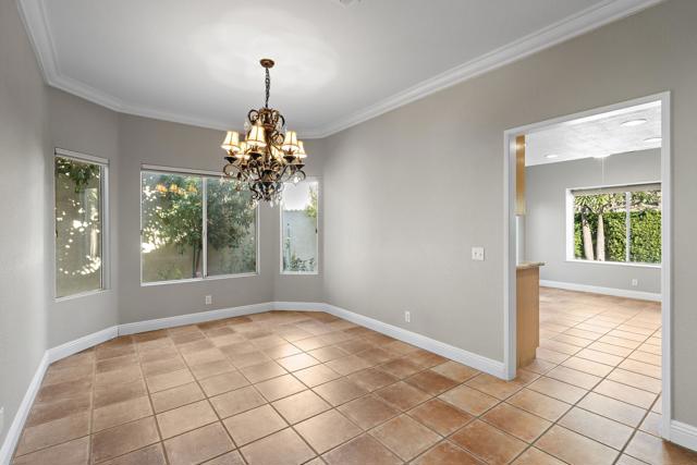 48543 Via Encanto, La Quinta CA: https://media.crmls.org/mediaz/f47e7561-3a59-4f8c-8639-fa126a296ccd.jpg