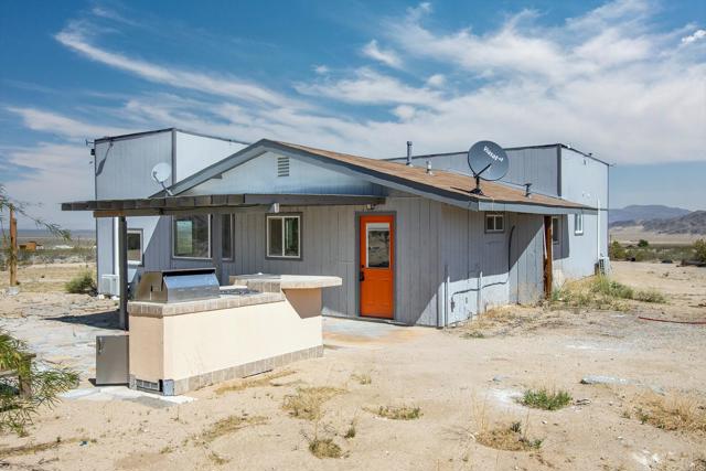Detail Gallery Image 24 of 36 For 5655 Last Mile Rd, Johnson Valley,  CA 92285 - 3 Beds | 2 Baths
