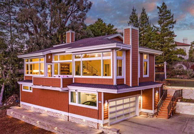 625 W Glen Way, Woodside CA: https://media.crmls.org/mediaz/f4806568-0a49-4c81-8684-23b9644dc905.jpg