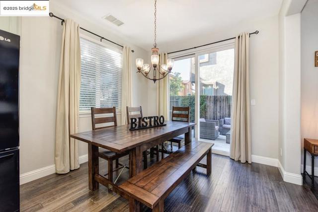 Image 9 of 43 For 390 Caravaggio Cir