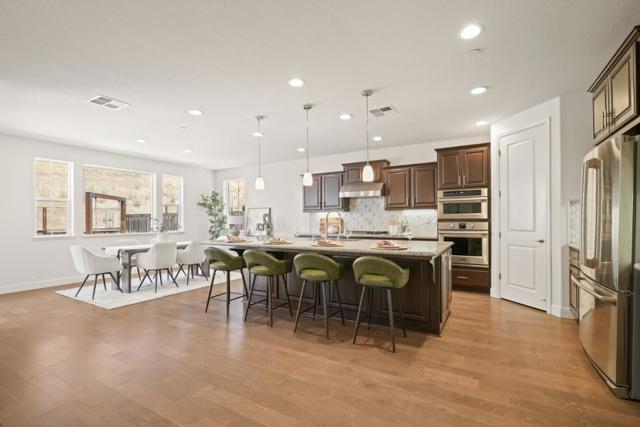 29732 Cantera Drive, Hayward CA: https://media.crmls.org/mediaz/f480c305-a732-41ef-99b5-2967af0de7c6.jpg