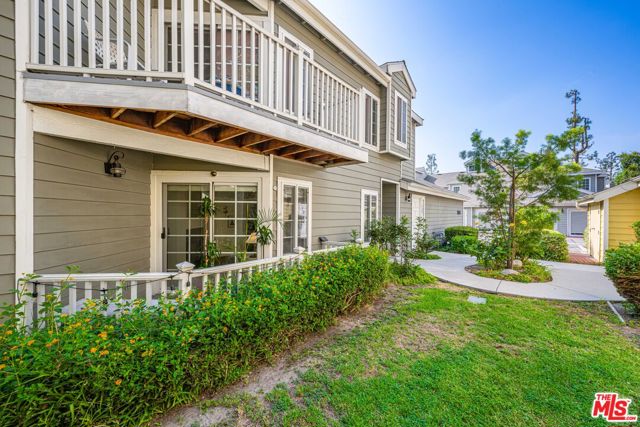 6626 Clybourn Avenue, 149 photo 3