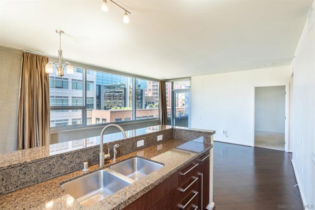 321 10th ave, San Diego CA: https://media.crmls.org/mediaz/f482b5db-ba40-4cd8-a9af-b45893414a40.jpg