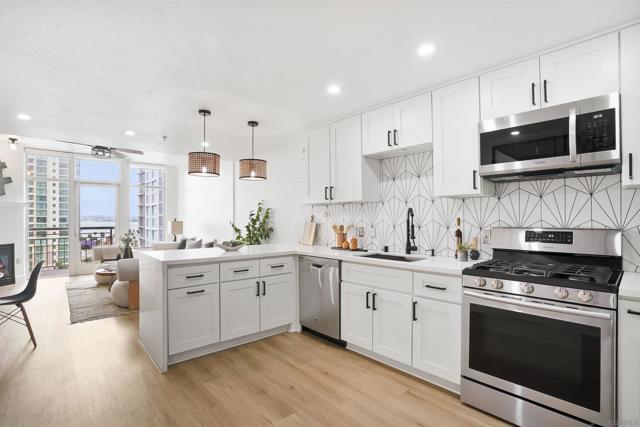 1240 India St, San Diego CA: https://media.crmls.org/mediaz/f48454f2-731d-4a76-b010-bb4ec7443f5b.jpg