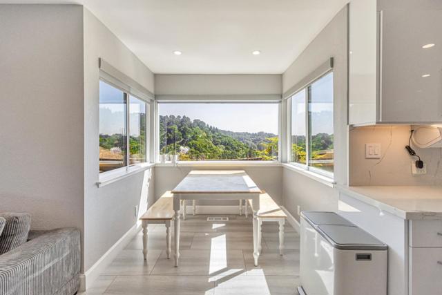 11550 Skyline Boulevard, Oakland CA: https://media.crmls.org/mediaz/f485a4ca-cb17-4740-a6b6-5c004354aa4c.jpg