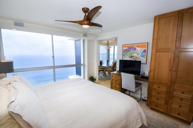 1760 Avenida Del Mundo, Coronado CA: https://media.crmls.org/mediaz/f486006d-8510-4d04-a652-7a2bf585064b.jpg