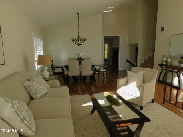 467 Sundance Street, Thousand Oaks CA: https://media.crmls.org/mediaz/f486a883-28b4-4047-b66e-4ebd131a7472.jpg