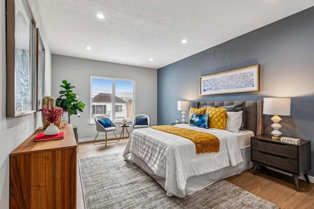 17221724 48th Avenue, San Francisco CA: https://media.crmls.org/mediaz/f486c64f-3a2c-4ade-96fb-6910a5e861f6.jpg