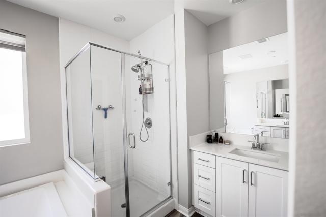 1777 Whitmore Loop, Chula Vista CA: https://media.crmls.org/mediaz/f487a30c-e00f-424c-a6be-64968aed4b45.jpg
