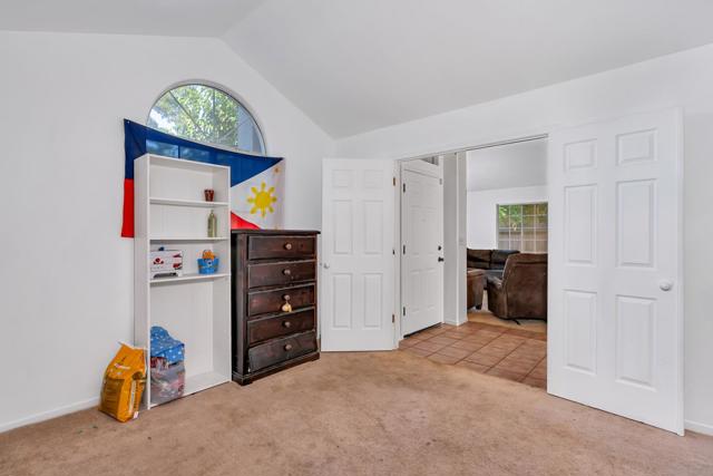 1928 Davis Drive, Los Banos CA: https://media.crmls.org/mediaz/f487de2f-dfd3-45a8-aea4-78b8287a3f46.jpg