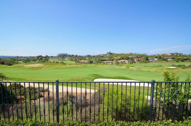 6796 St Andrews Road, Rancho Santa Fe CA: https://media.crmls.org/mediaz/f4880607-702c-4aa7-8b8d-9a4eee568a53.jpg