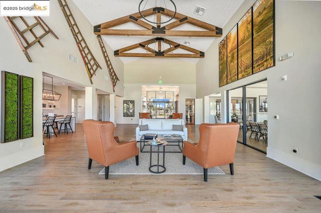 2291 Revival Lane, Rio Vista CA: https://media.crmls.org/mediaz/f488e339-33a4-4bfb-ad4e-110816ad2752.jpg