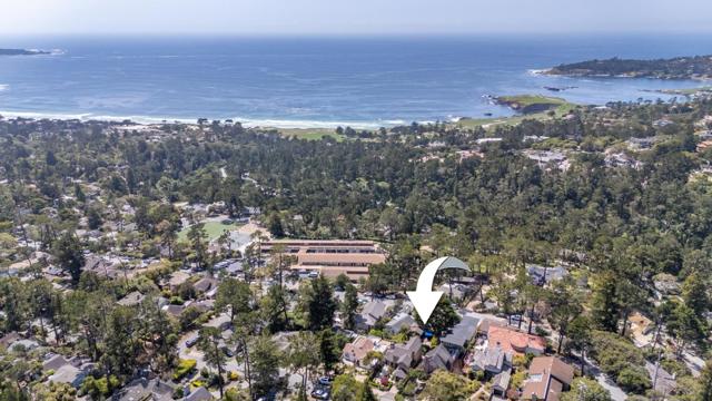 24735 Dolores Street, Carmel CA: https://media.crmls.org/mediaz/f488e8d8-1cd0-4ba7-af4e-e5f39ed8a162.jpg