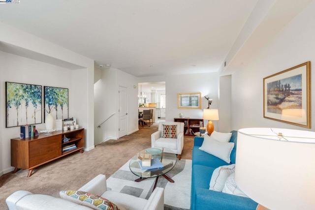 1586 Tucker St, Oakland CA: https://media.crmls.org/mediaz/f48901ce-6688-423e-b79b-7683e28233d8.jpg