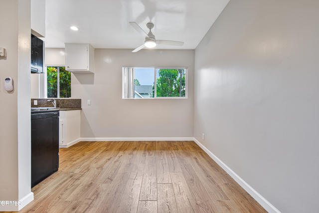 720 E Mountain Street, Pasadena CA: https://media.crmls.org/mediaz/f4890269-a8cb-4512-b789-1e0050552a6d.jpg