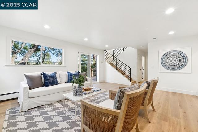 26 Berkeley Ave, Orinda CA: https://media.crmls.org/mediaz/f489b0ba-bbc0-402c-822a-a12845950d50.jpg