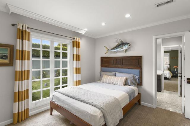 Detail Gallery Image 31 of 47 For 315 Mira Monte, La Jolla,  CA 92037 - 4 Beds | 3/1 Baths