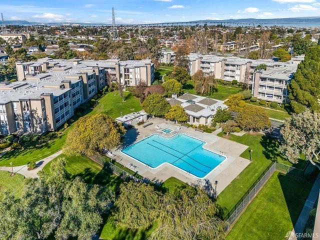 1081 Beach Park Boulevard, Foster City CA: https://media.crmls.org/mediaz/f48b6e5c-72d6-498a-aaec-070b0ea2f89f.jpg