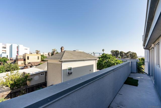 991 Sigsbee St, San Diego CA: https://media.crmls.org/mediaz/f48cf4c6-615b-4523-993e-74250badd00d.jpg