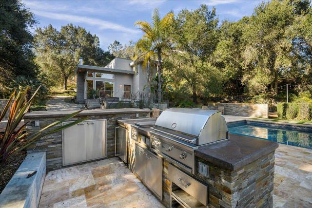 28140 Story Hill Lane, Los Altos Hills CA: https://media.crmls.org/mediaz/f48e35b8-1649-46f4-9db5-971c048ae9eb.jpg