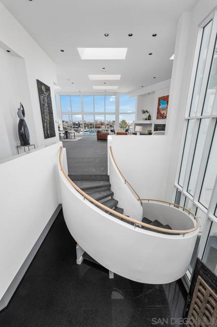 Image 5 of 50 For 25 Green Turtle Rd