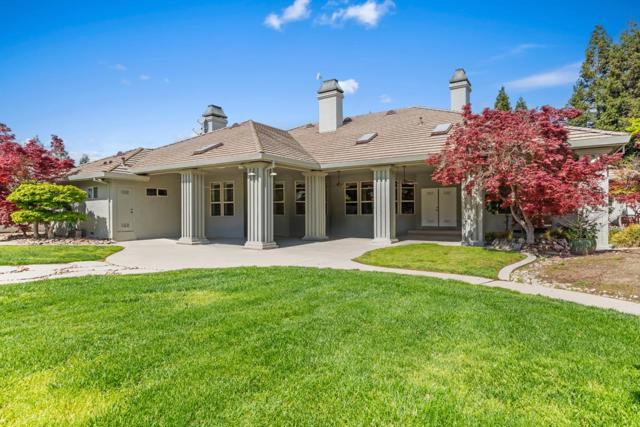 5000 Peach Blossom Lane, Oakdale CA: https://media.crmls.org/mediaz/f48fb3a6-141f-4c48-ab6c-9d4912b087a4.jpg