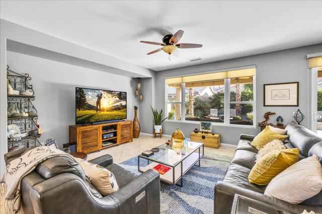 81485 Golden Poppy Way, La Quinta CA: https://media.crmls.org/mediaz/f4914d2a-c554-48cb-9af7-198eeac1f2ad.jpg